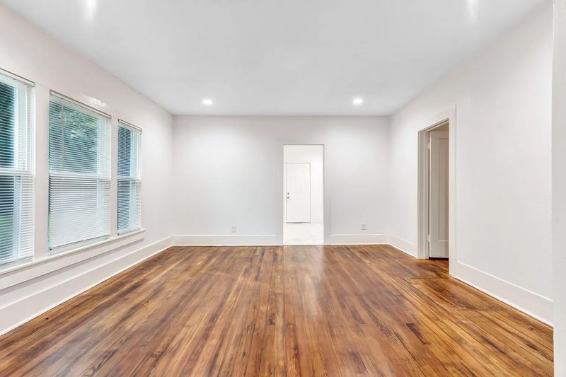 Living Room - Before